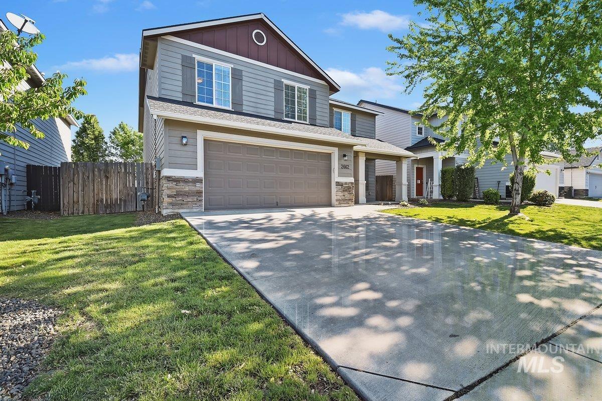 2662 W Jayton Dr., Meridian, Idaho 83642, 5 Bedrooms, 2.5 Bathrooms, Residential For Sale, Price $565,000,MLS 98985420