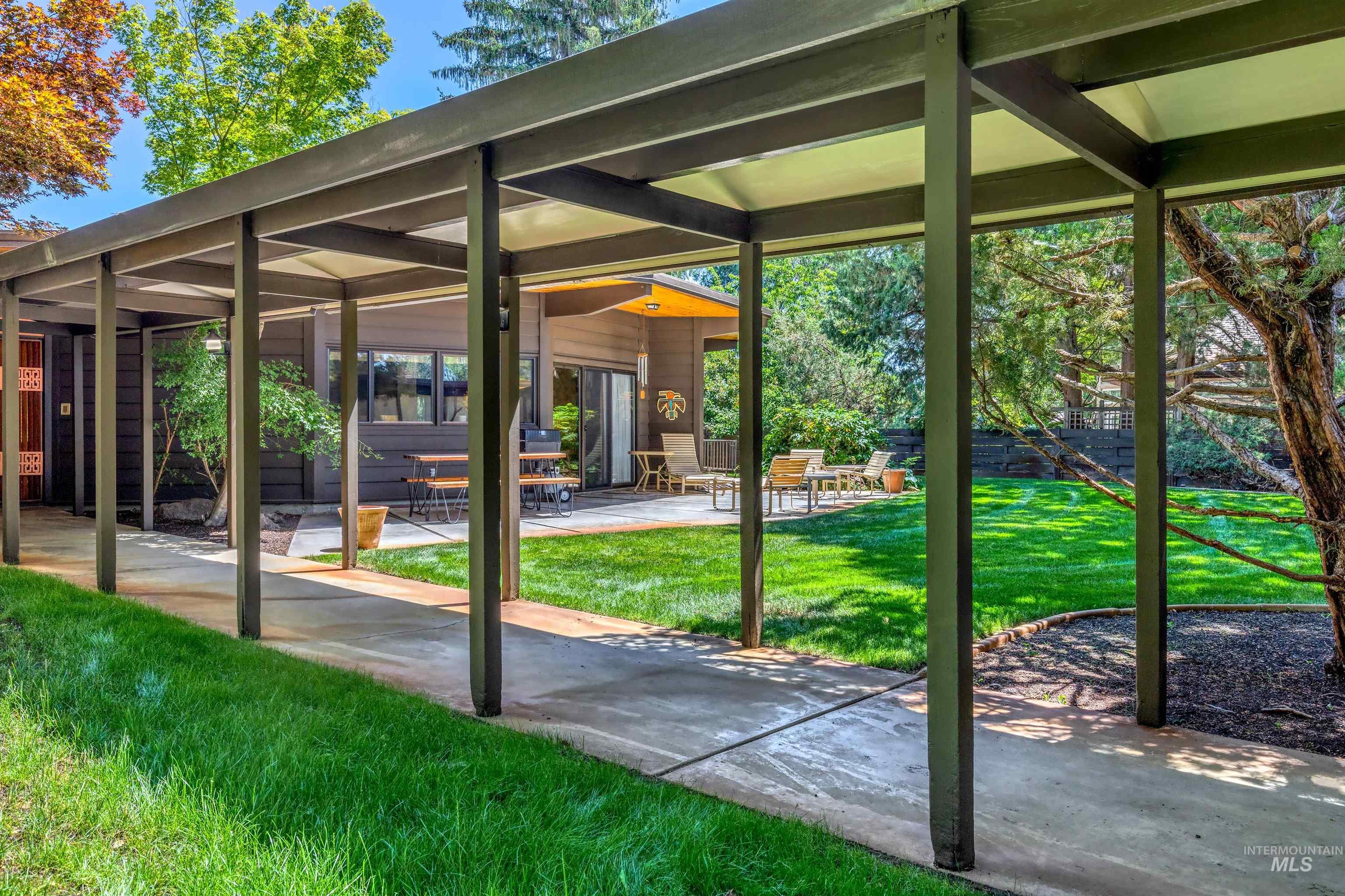 4704 Hillcrest View Dr, Boise, Idaho 83705, 4 Bedrooms, 3.5 Bathrooms, Residential For Sale, Price $1,998,888,MLS 98985423
