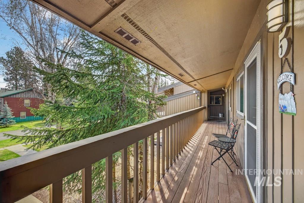 1640 Davis Avenue, McCall, Idaho 83638, 2 Bedrooms, 2 Bathrooms, Residential For Sale, Price $422,500,MLS 98985426