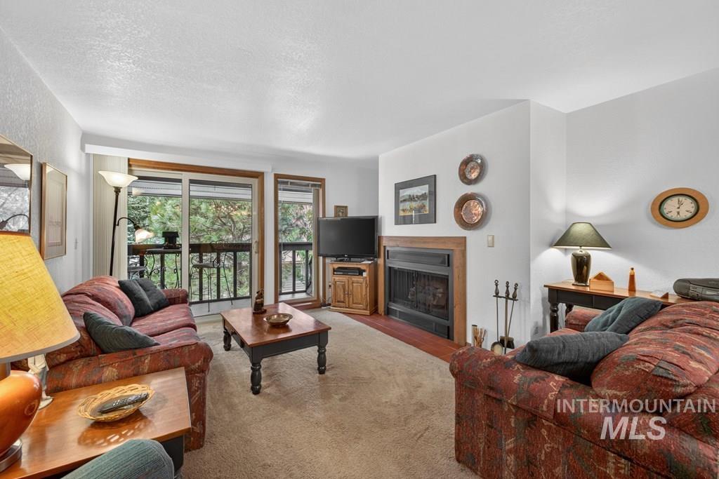 1640 Davis Avenue, McCall, Idaho 83638, 2 Bedrooms, 2 Bathrooms, Residential For Sale, Price $422,500,MLS 98985426