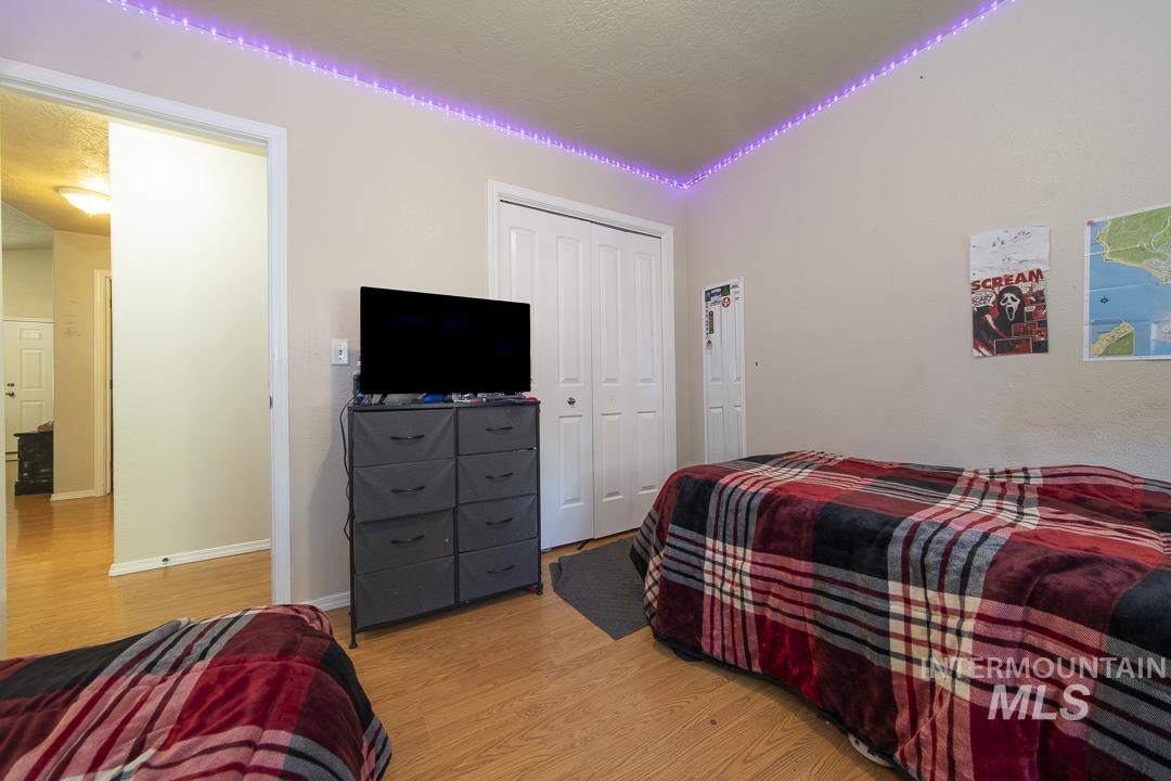 323 Marble Valley Way, Caldwell, Idaho 83605, 3 Bedrooms, 2 Bathrooms, Residential For Sale, Price $339,900,MLS 98985431