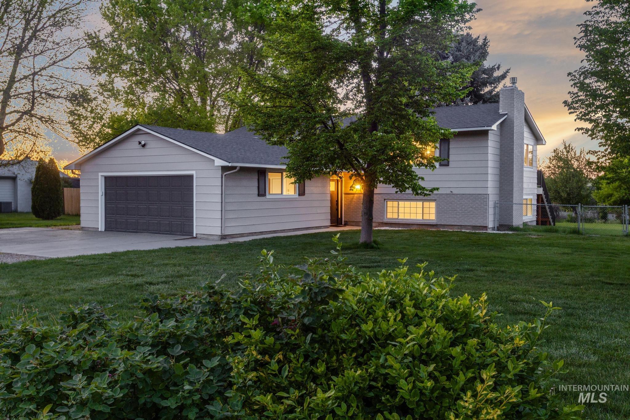 10990 W Highlander Dr, Boise, Idaho 83709, 4 Bedrooms, 2.5 Bathrooms, Residential For Sale, Price $799,990,MLS 98985432