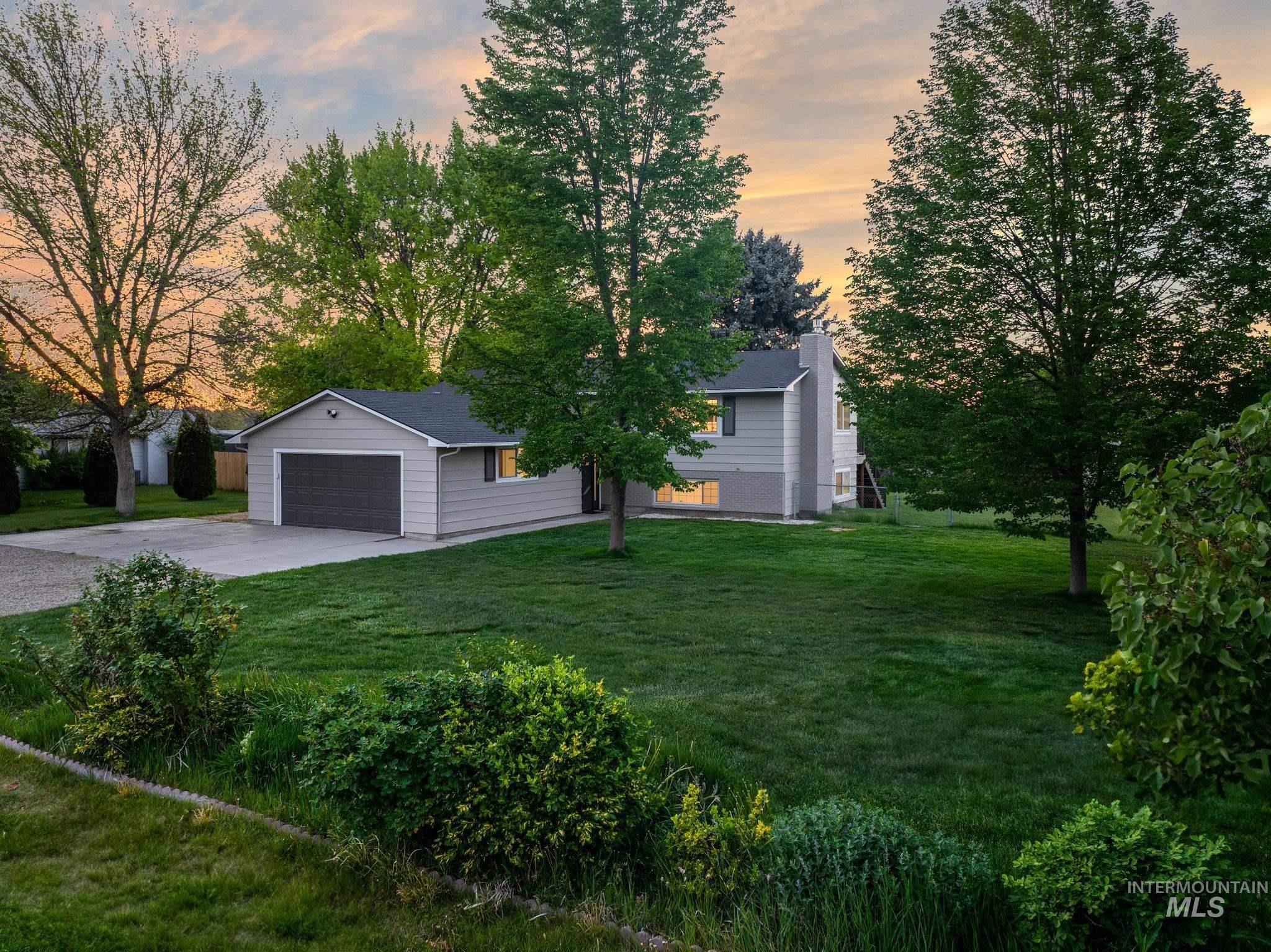 10990 W Highlander Dr, Boise, Idaho 83709, 4 Bedrooms, 2.5 Bathrooms, Residential For Sale, Price $799,990,MLS 98985432