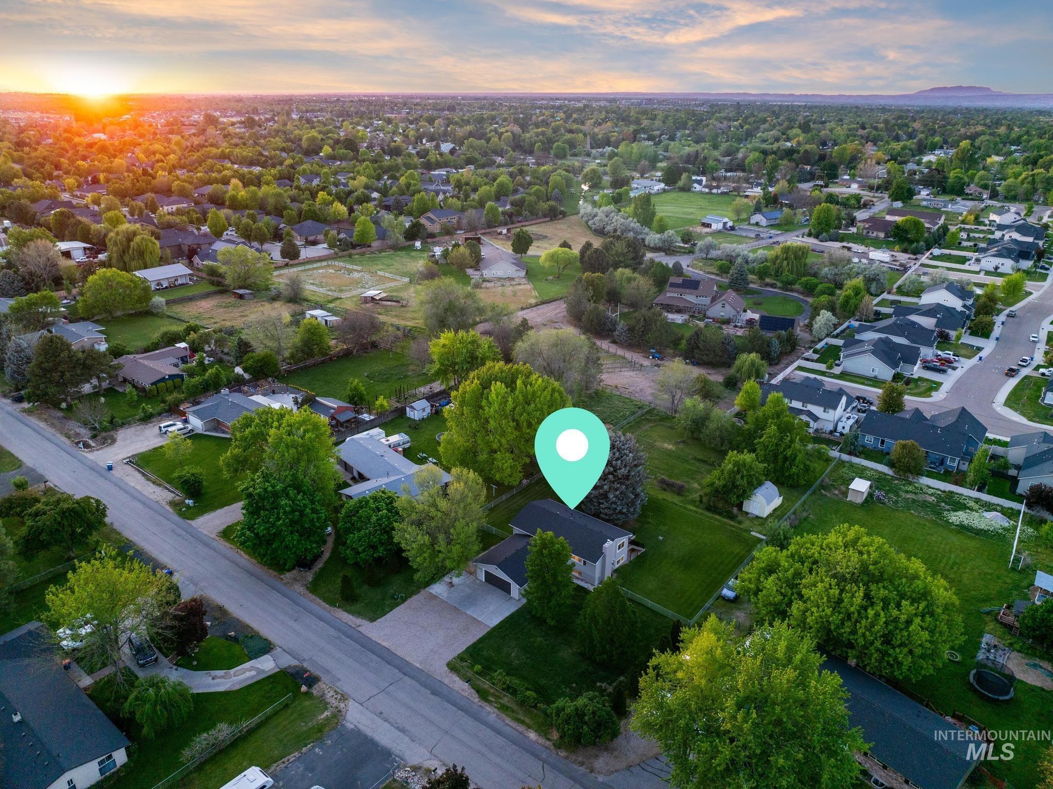 10990 W Highlander Dr, Boise, Idaho 83709, 4 Bedrooms, 2.5 Bathrooms, Residential For Sale, Price $799,990,MLS 98985432