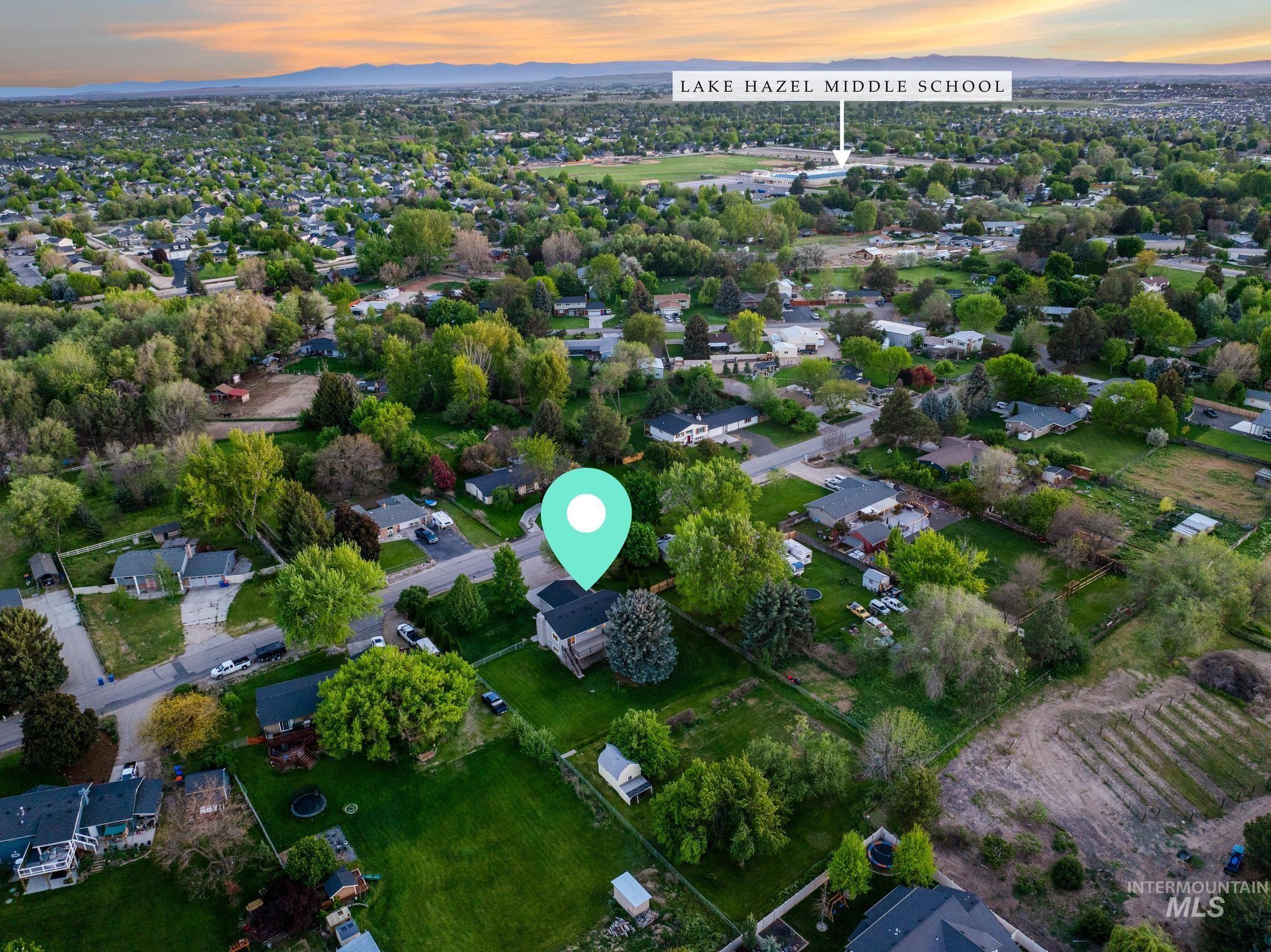 10990 W Highlander Dr, Boise, Idaho 83709, 4 Bedrooms, 2.5 Bathrooms, Residential For Sale, Price $799,990,MLS 98985432