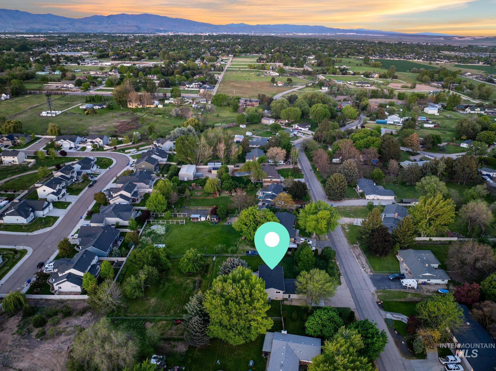 10990 W Highlander Dr, Boise, Idaho 83709, 4 Bedrooms, 2.5 Bathrooms, Residential For Sale, Price $799,990,MLS 98985432
