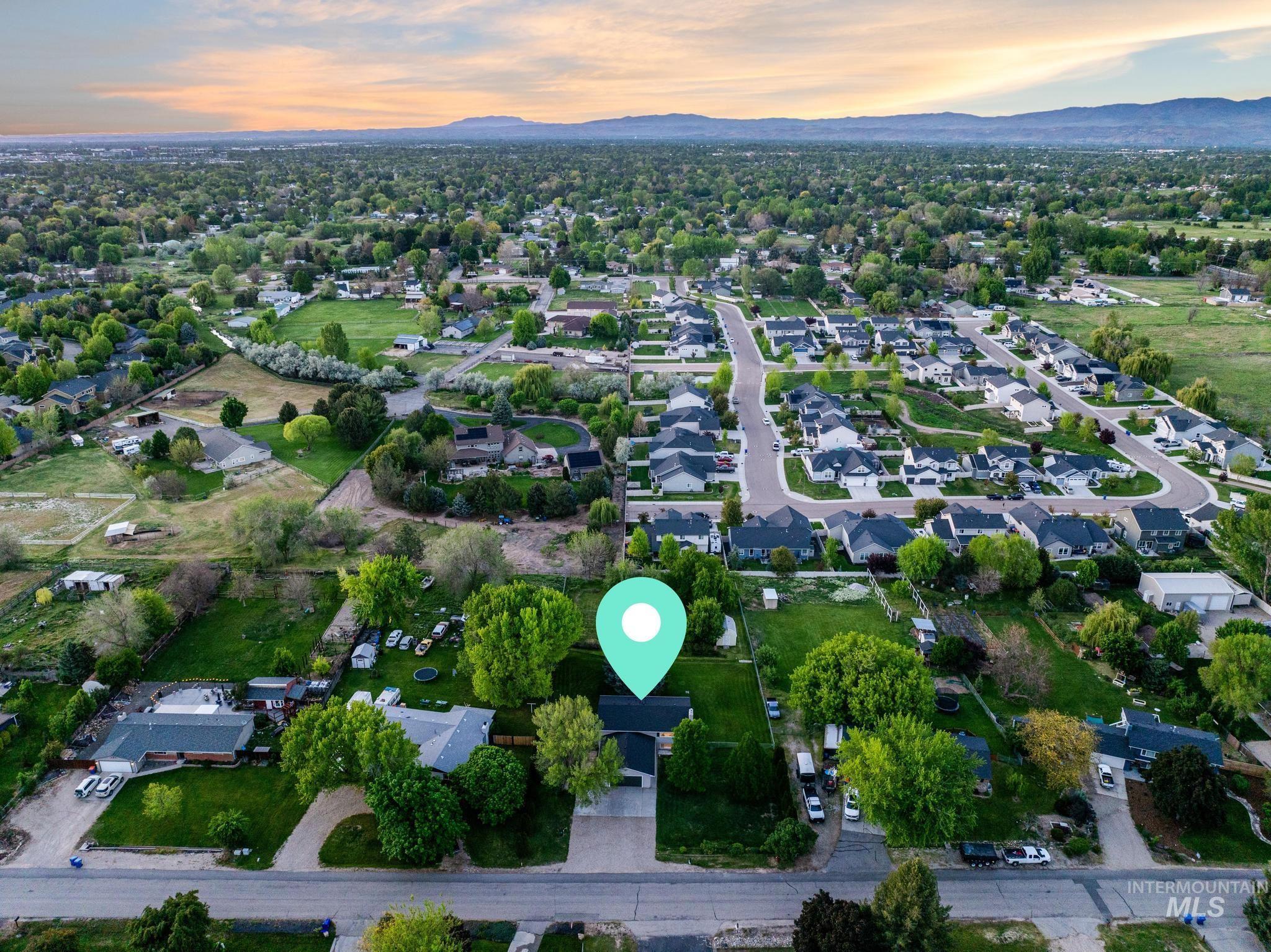 10990 W Highlander Dr, Boise, Idaho 83709, 4 Bedrooms, 2.5 Bathrooms, Residential For Sale, Price $799,990,MLS 98985432