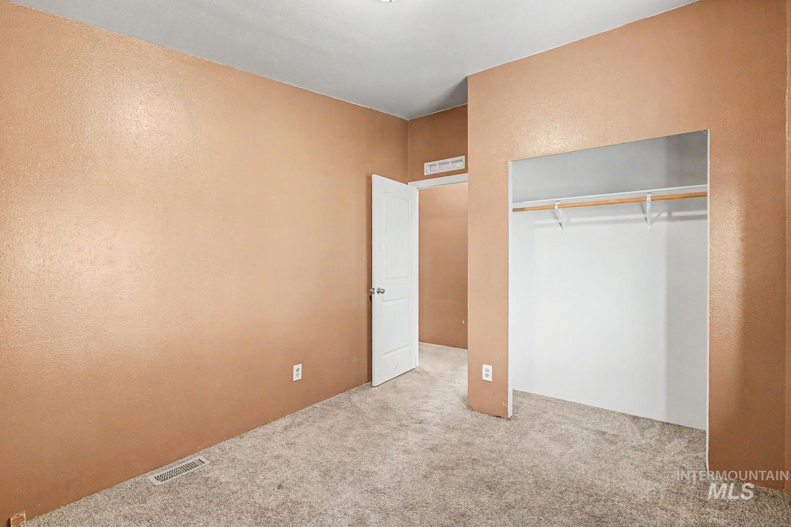 1133 Riverview St, Lewiston, Idaho 83501, 3 Bedrooms, 2 Bathrooms, Residential For Sale, Price $262,500,MLS 98985436