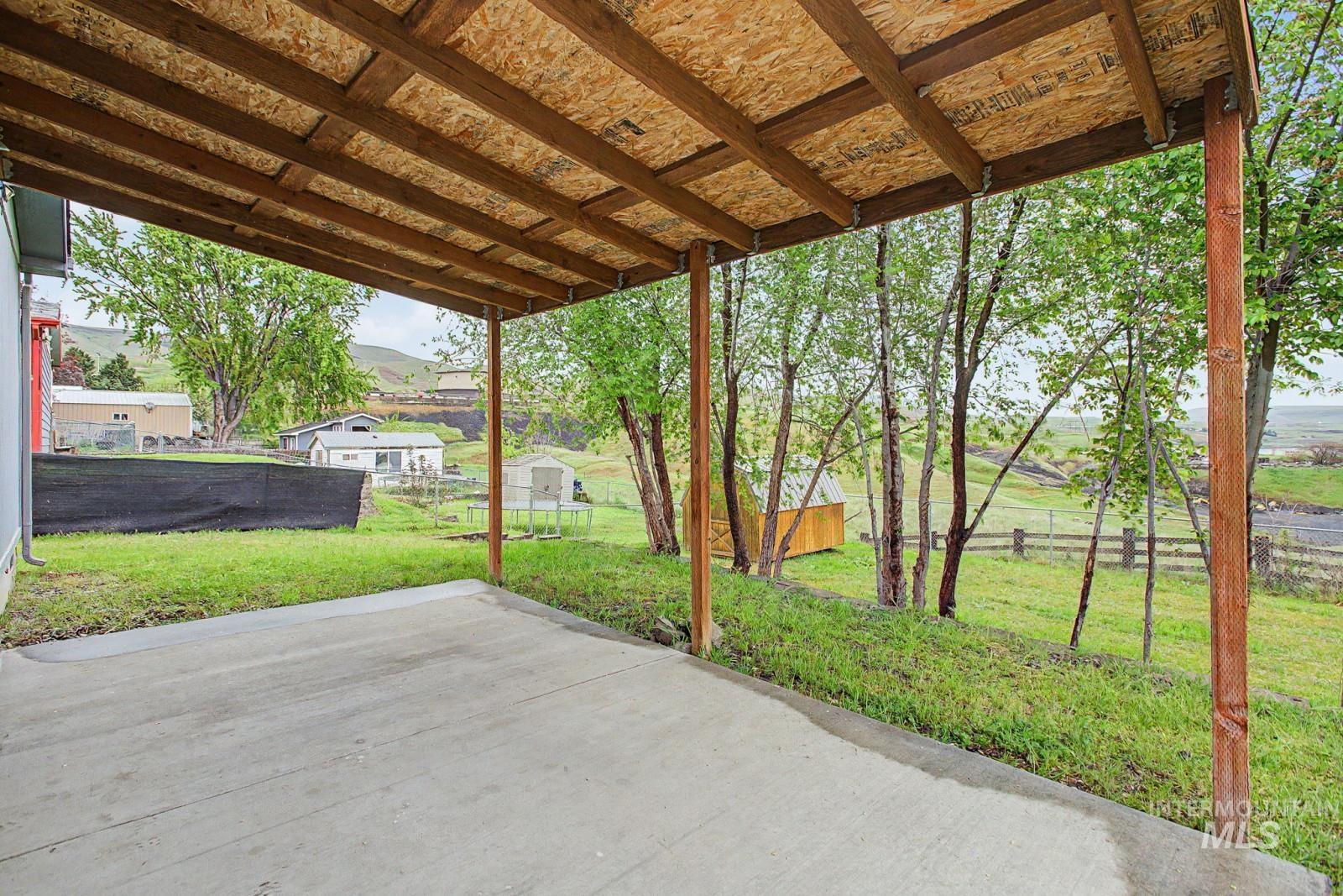 1133 Riverview St, Lewiston, Idaho 83501, 3 Bedrooms, 2 Bathrooms, Residential For Sale, Price $262,500,MLS 98985436