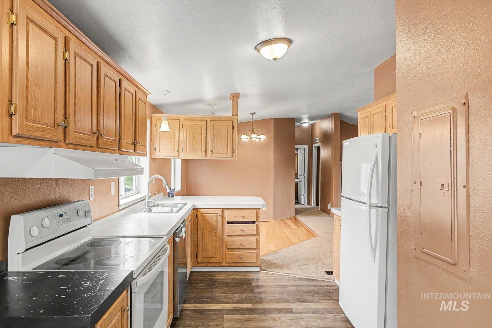 1133 Riverview St, Lewiston, Idaho 83501, 3 Bedrooms, 2 Bathrooms, Residential For Sale, Price $262,500,MLS 98985436