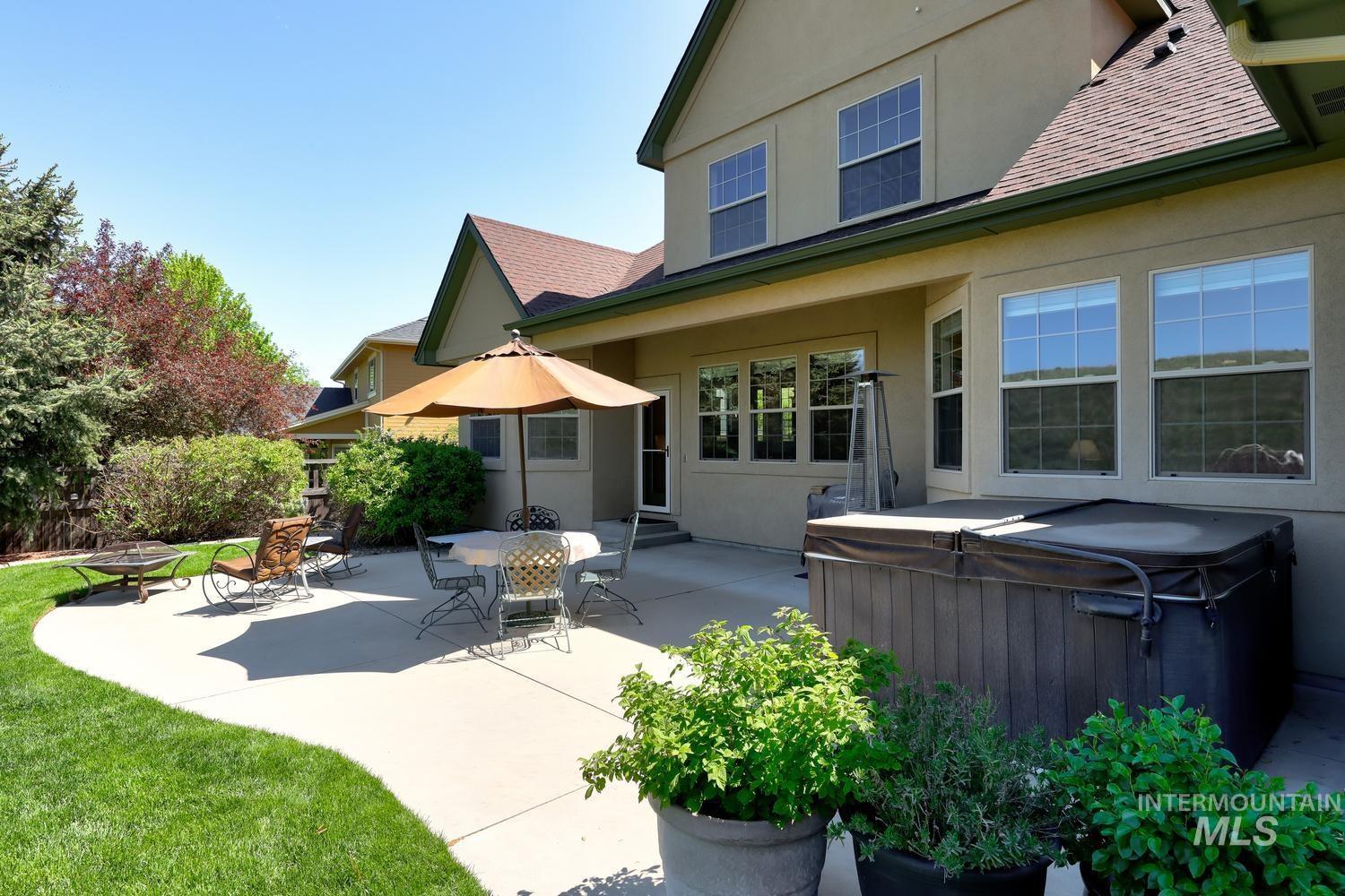 11929 N Humphreys Place, Boise, Idaho 83714, 4 Bedrooms, 2.5 Bathrooms, Residential For Sale, Price $1,045,000,MLS 98985437