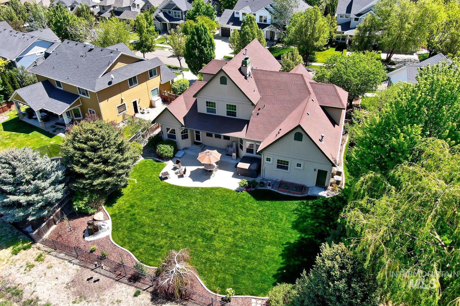 11929 N Humphreys Place, Boise, Idaho 83714, 4 Bedrooms, 2.5 Bathrooms, Residential For Sale, Price $1,045,000,MLS 98985437