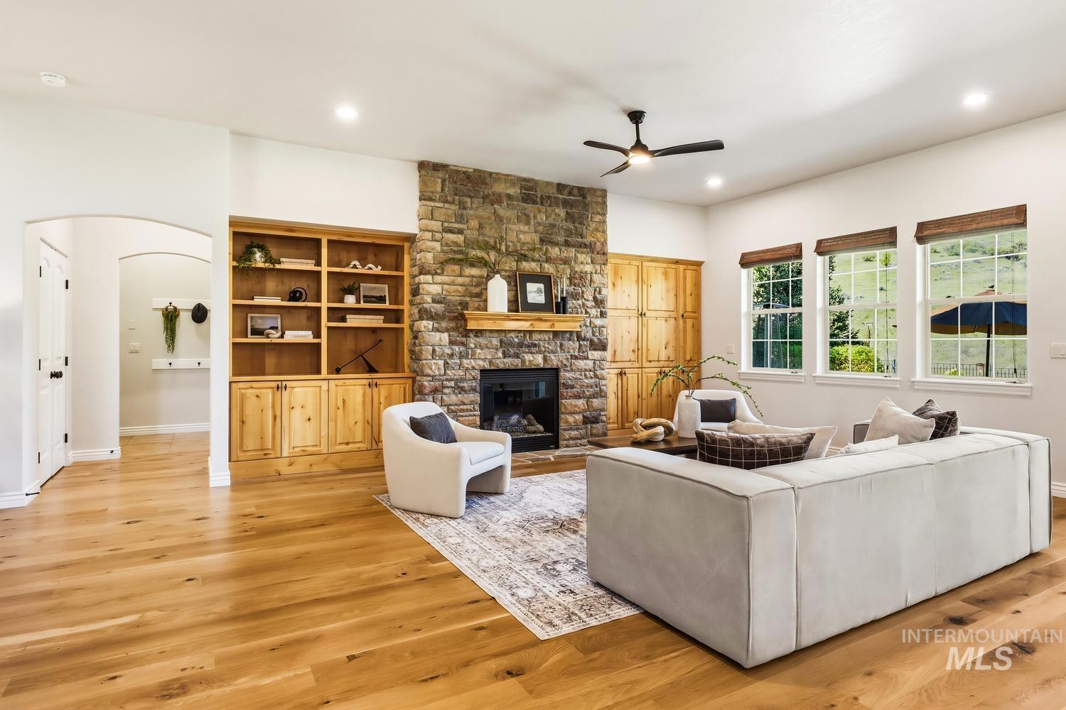 11929 N Humphreys Place, Boise, Idaho 83714, 4 Bedrooms, 2.5 Bathrooms, Residential For Sale, Price $1,045,000,MLS 98985437