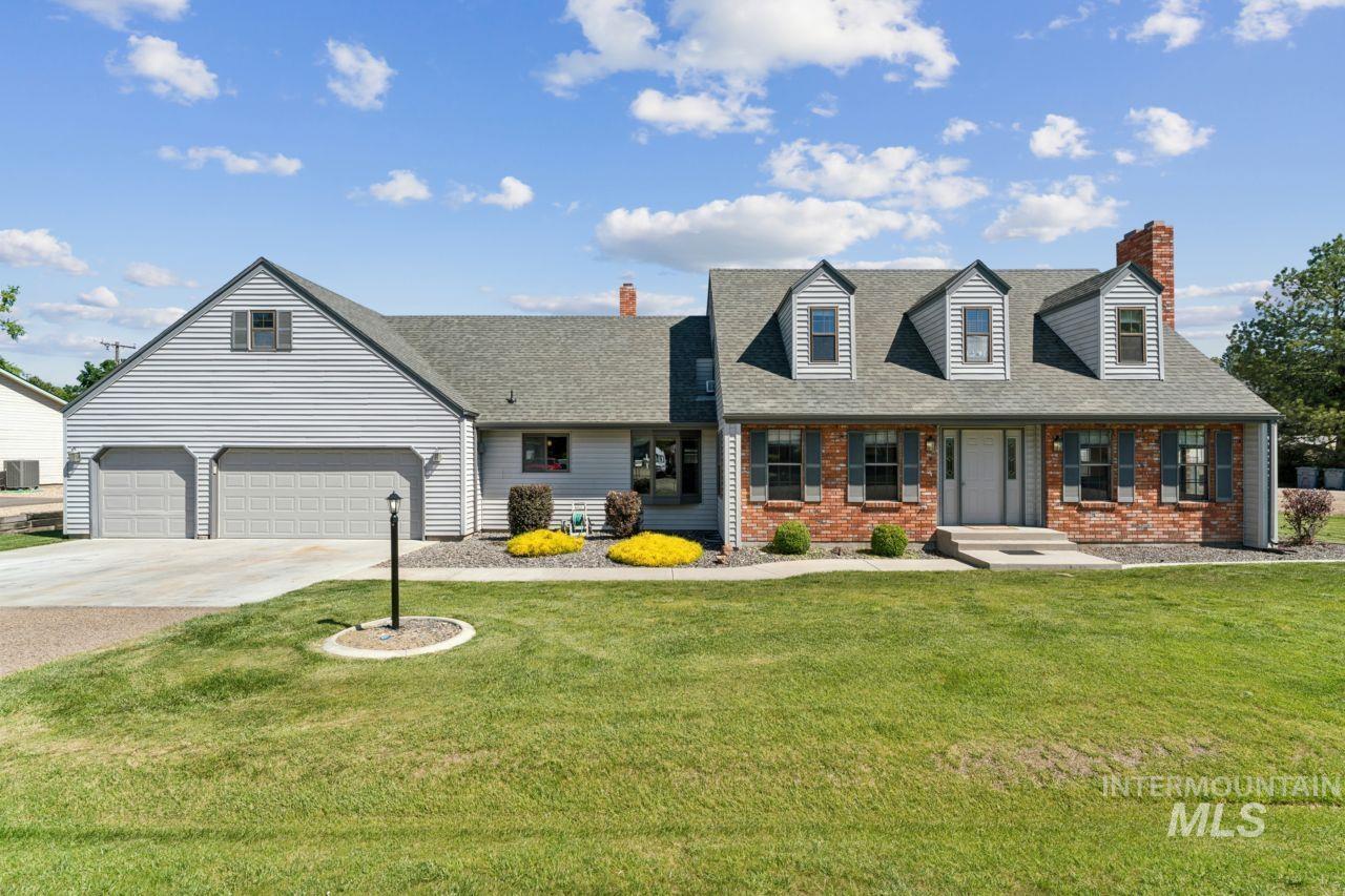 14906 Eagle Dr, Caldwell, Idaho 83607, 5 Bedrooms, 3 Bathrooms, Residential For Sale, Price $739,900, 98985438