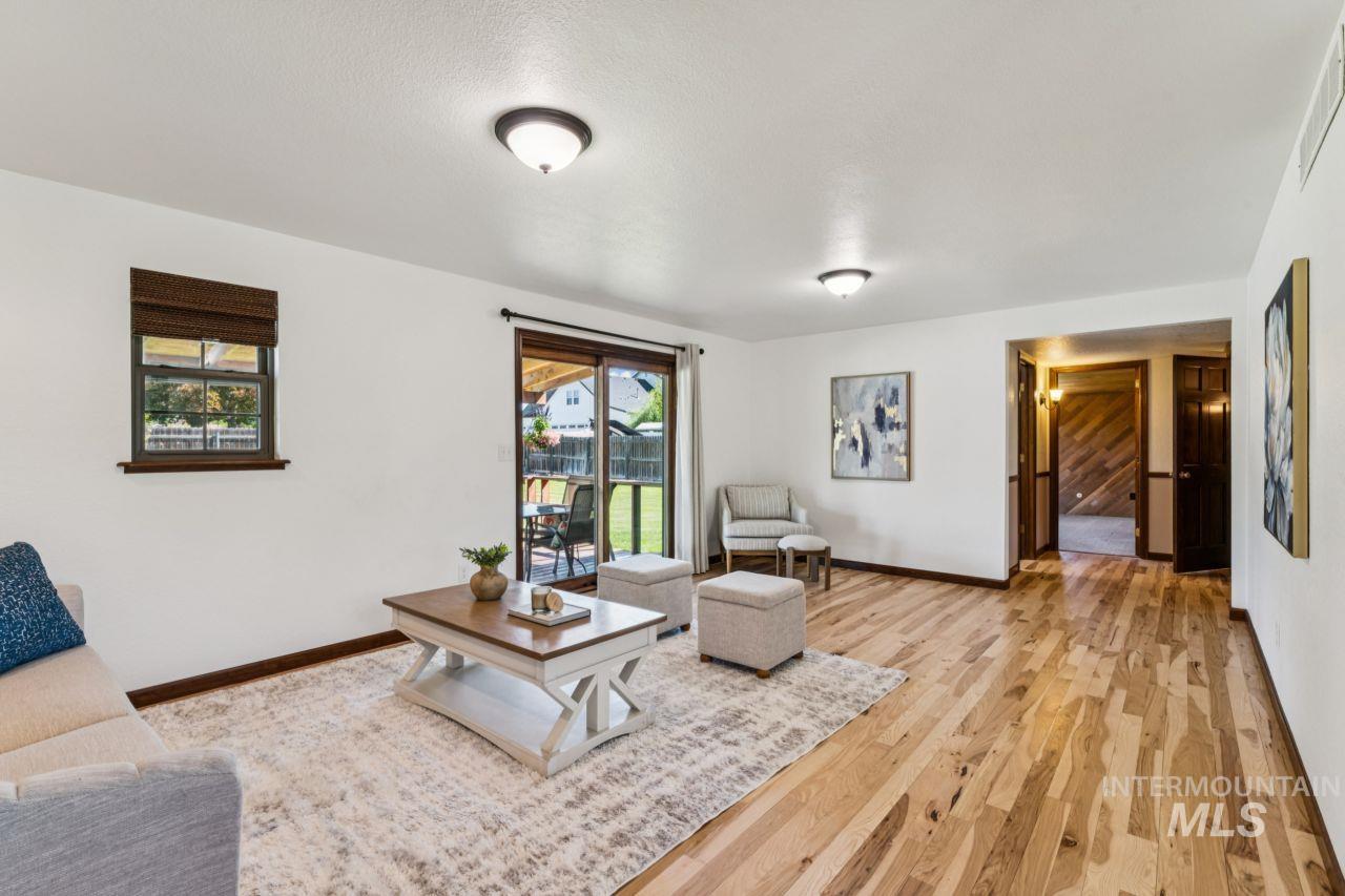 14906 Eagle Dr, Caldwell, Idaho 83607, 5 Bedrooms, 3 Bathrooms, Residential For Sale, Price $739,900, 98985438