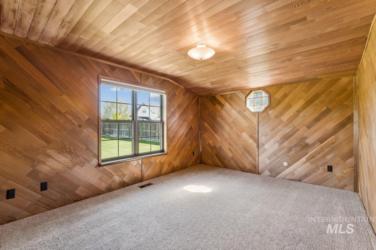 14906 Eagle Dr, Caldwell, Idaho 83607, 5 Bedrooms, 3 Bathrooms, Residential For Sale, Price $739,900, 98985438