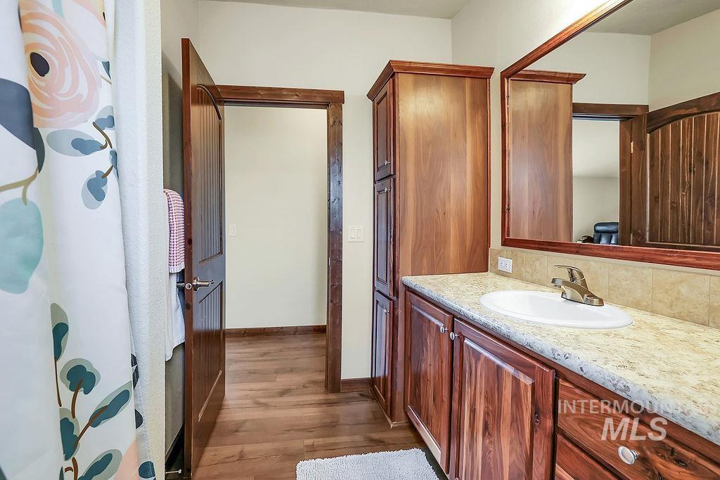 13100 Farm To Market Road, Donnelly, Idaho 83615, 3 Bedrooms, 2 Bathrooms, Residential For Sale, Price $1,269,000,MLS 98985444