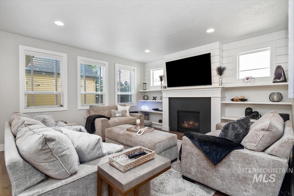 3042 S Shadywood Way, Boise, Idaho 83716, 4 Bedrooms, 2.5 Bathrooms, Residential For Sale, Price $899,900,MLS 98985445