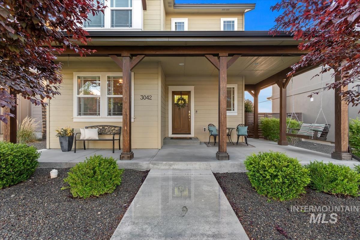 3042 S Shadywood Way, Boise, Idaho 83716, 4 Bedrooms, 2.5 Bathrooms, Residential For Sale, Price $899,900,MLS 98985445