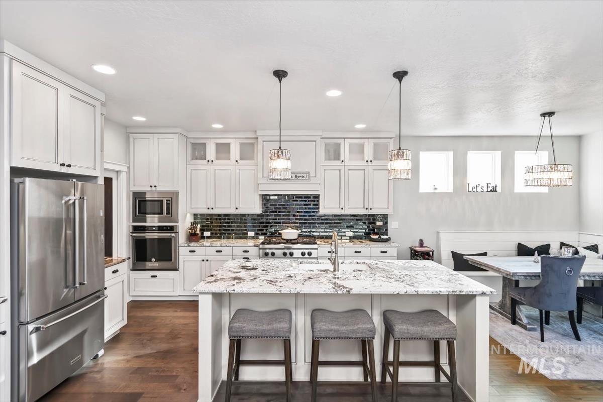 3042 S Shadywood Way, Boise, Idaho 83716, 4 Bedrooms, 2.5 Bathrooms, Residential For Sale, Price $899,900,MLS 98985445