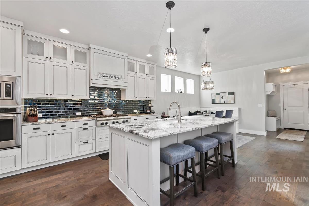 3042 S Shadywood Way, Boise, Idaho 83716, 4 Bedrooms, 2.5 Bathrooms, Residential For Sale, Price $899,900,MLS 98985445