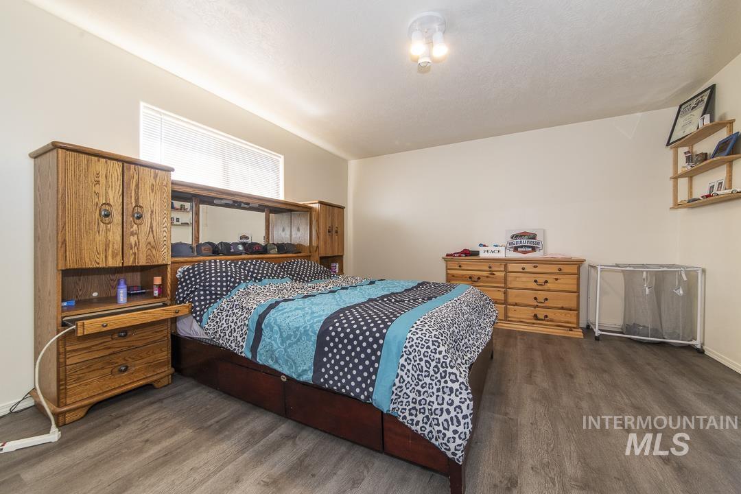 1014 Gold Creek, Caldwell, Idaho 83607, 3 Bedrooms, 2 Bathrooms, Residential For Sale, Price $339,900,MLS 98985446