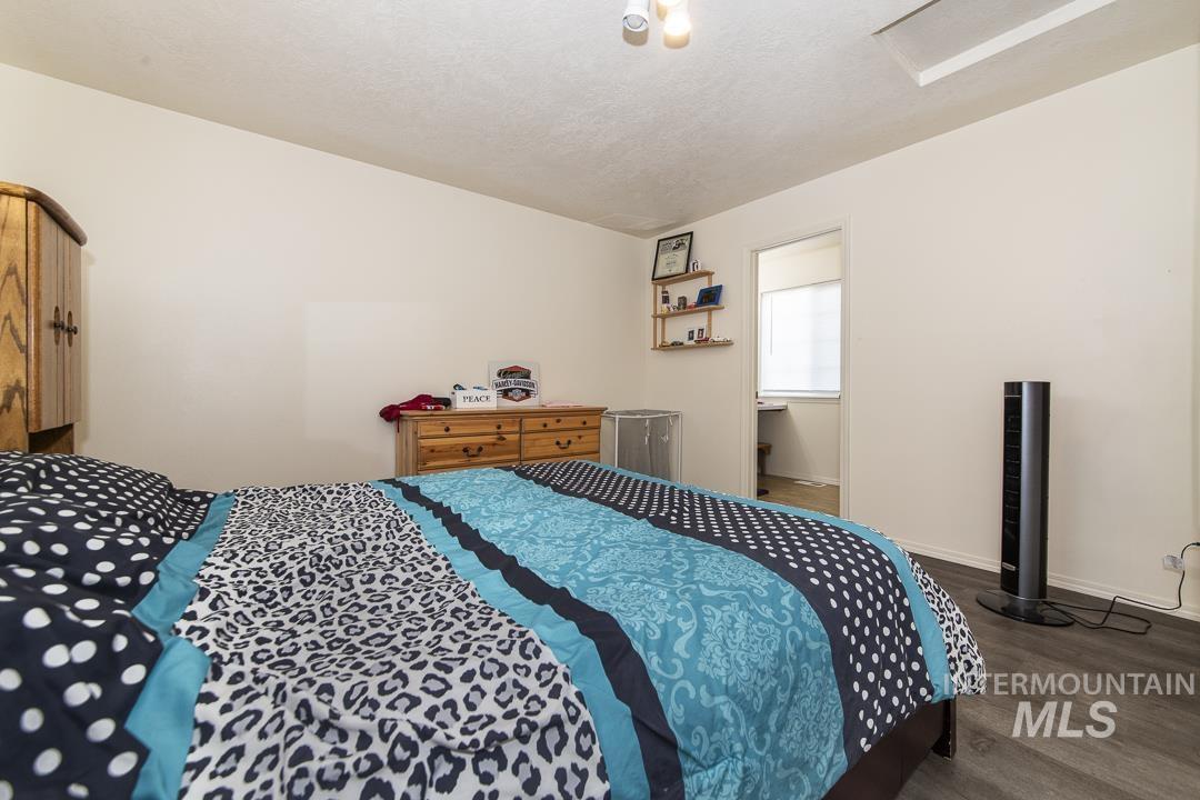 1014 Gold Creek, Caldwell, Idaho 83607, 3 Bedrooms, 2 Bathrooms, Residential For Sale, Price $339,900,MLS 98985446