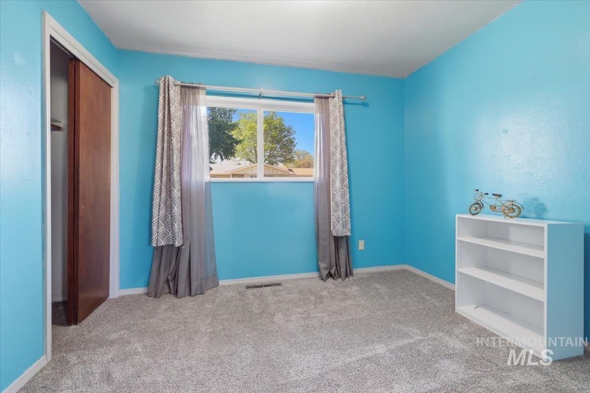 404 Motzko St, Marsing, Idaho 83639, 4 Bedrooms, 1.5 Bathrooms, Residential For Sale, Price $349,900,MLS 98985450