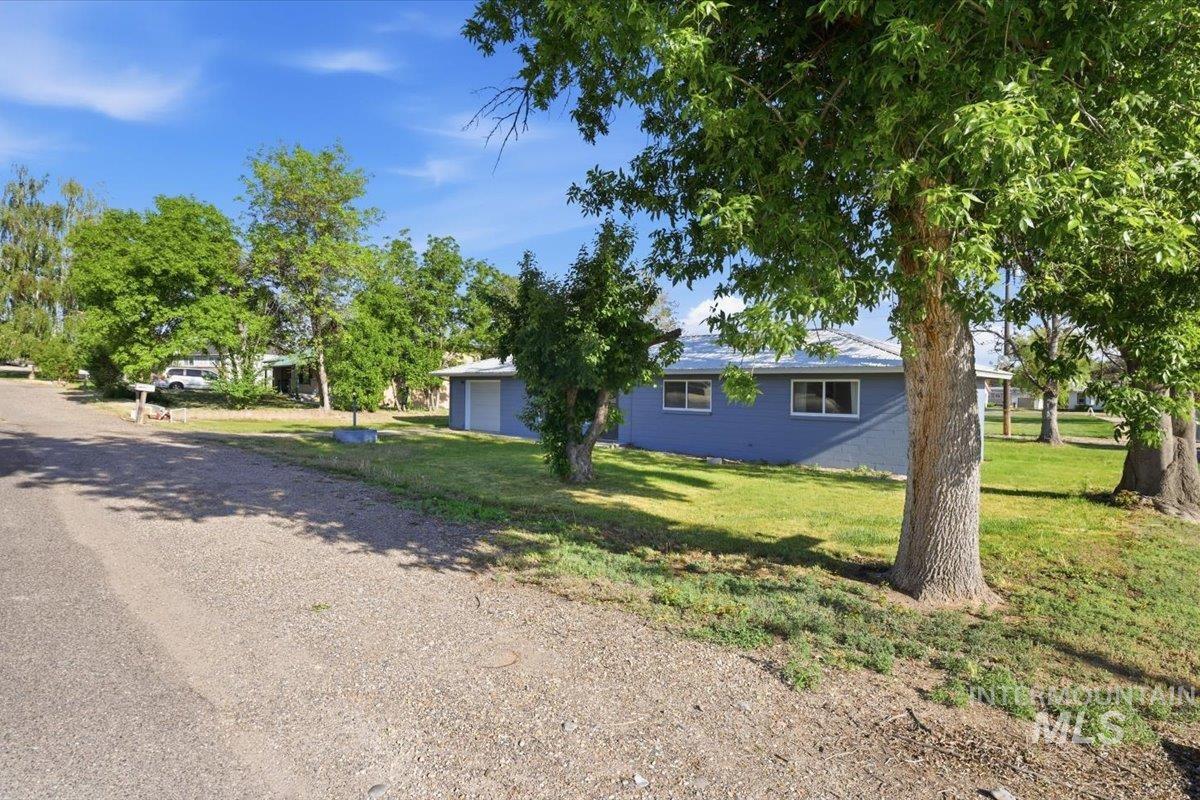 404 Motzko St, Marsing, Idaho 83639, 4 Bedrooms, 1.5 Bathrooms, Residential For Sale, Price $349,900,MLS 98985450