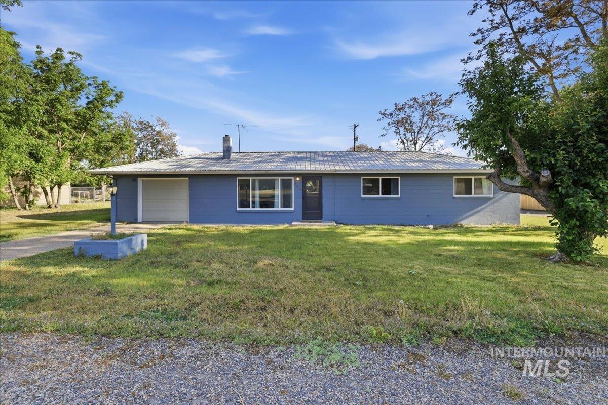 404 Motzko St, Marsing, Idaho 83639, 4 Bedrooms, 1.5 Bathrooms, Residential For Sale, Price $349,900,MLS 98985450