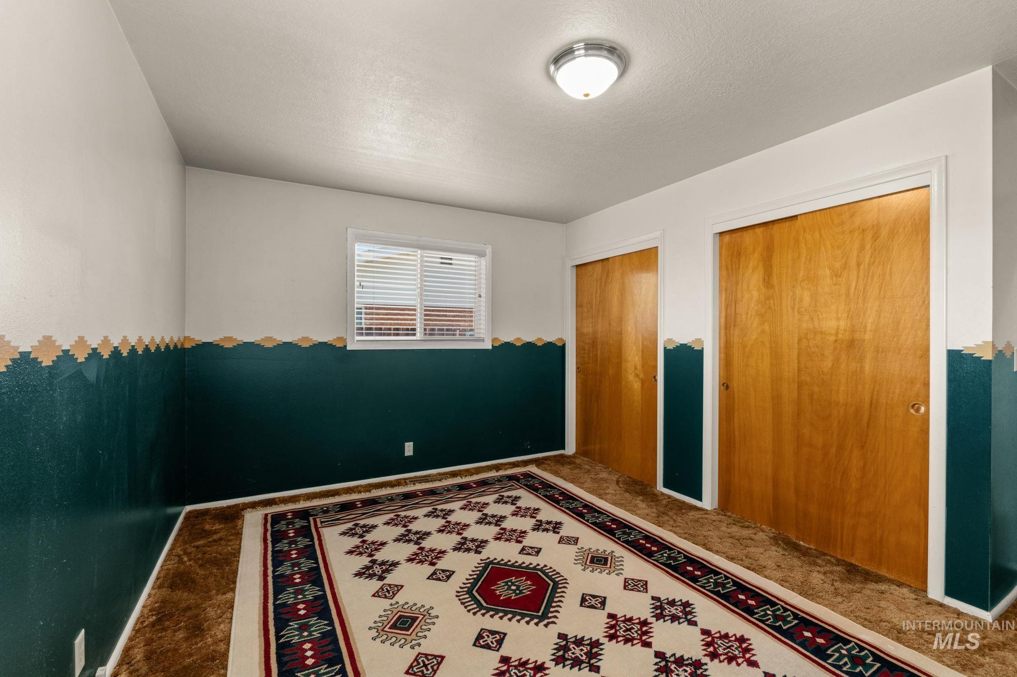 1337 Holly Dr, Twin Falls, Idaho 83301, 4 Bedrooms, 3 Bathrooms, Residential For Sale, Price $20,000,MLS 98985451