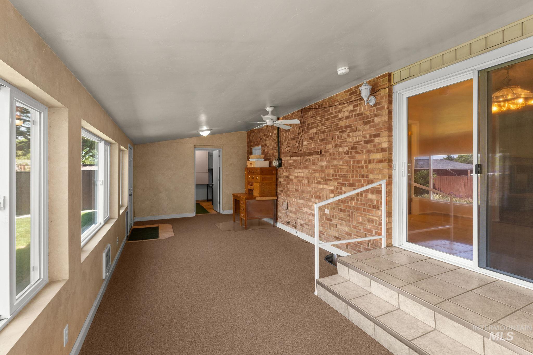 1337 Holly Dr, Twin Falls, Idaho 83301, 4 Bedrooms, 3 Bathrooms, Residential For Sale, Price $20,000,MLS 98985451
