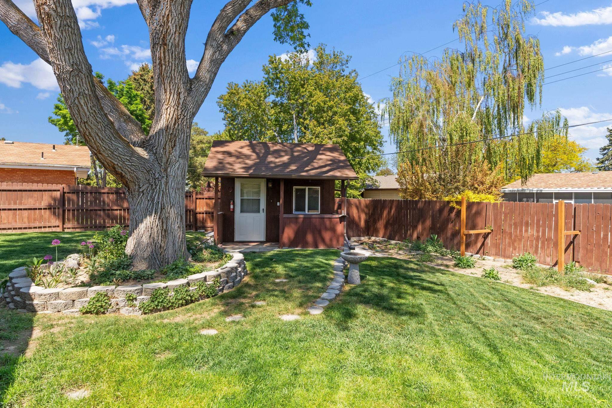 1337 Holly Dr, Twin Falls, Idaho 83301, 4 Bedrooms, 3 Bathrooms, Residential For Sale, Price $20,000,MLS 98985451
