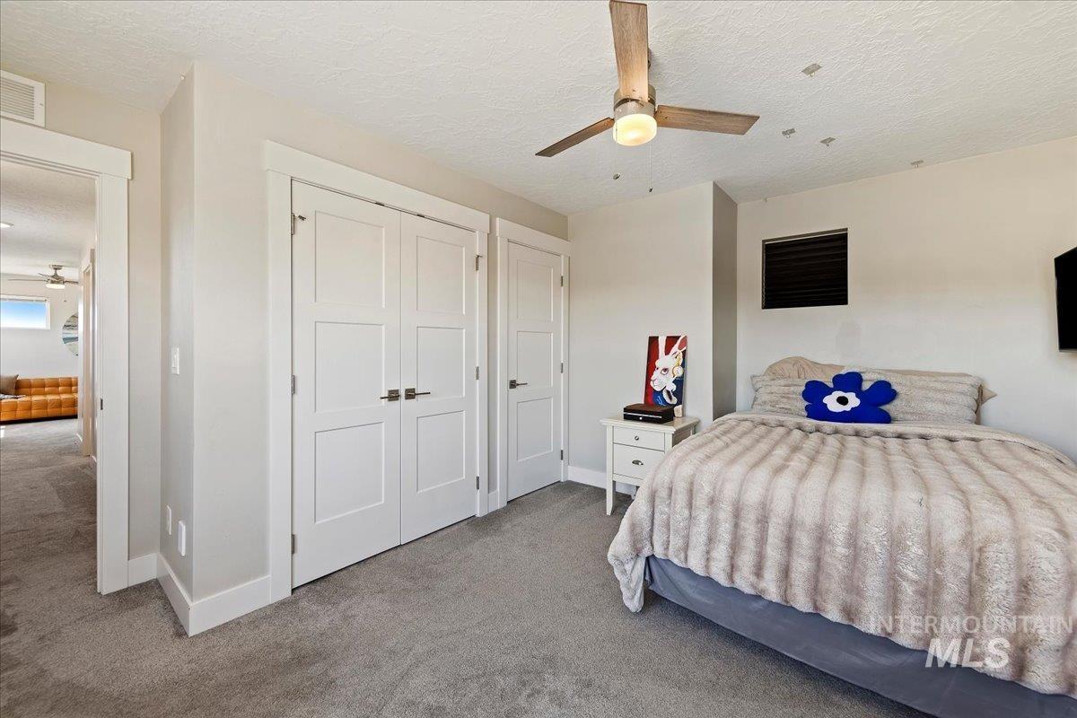 3894 W Crossley dr, Eagle, Idaho 83616, 4 Bedrooms, 3 Bathrooms, Residential For Sale, Price $650,000,MLS 98985453