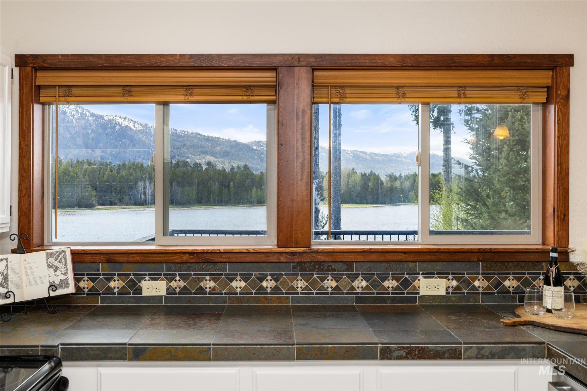 216 Hereford Pl, Donnelly, Idaho 83615, 4 Bedrooms, 2 Bathrooms, Residential For Sale, Price $1,750,000,MLS 98985454