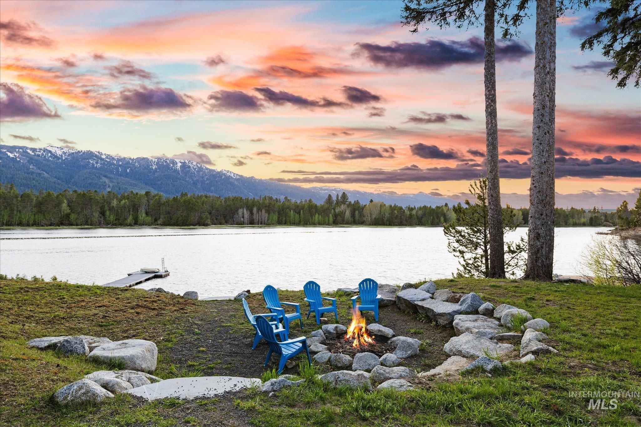 216 Hereford Pl, Donnelly, Idaho 83615, 4 Bedrooms, 2 Bathrooms, Residential For Sale, Price $1,750,000,MLS 98985454