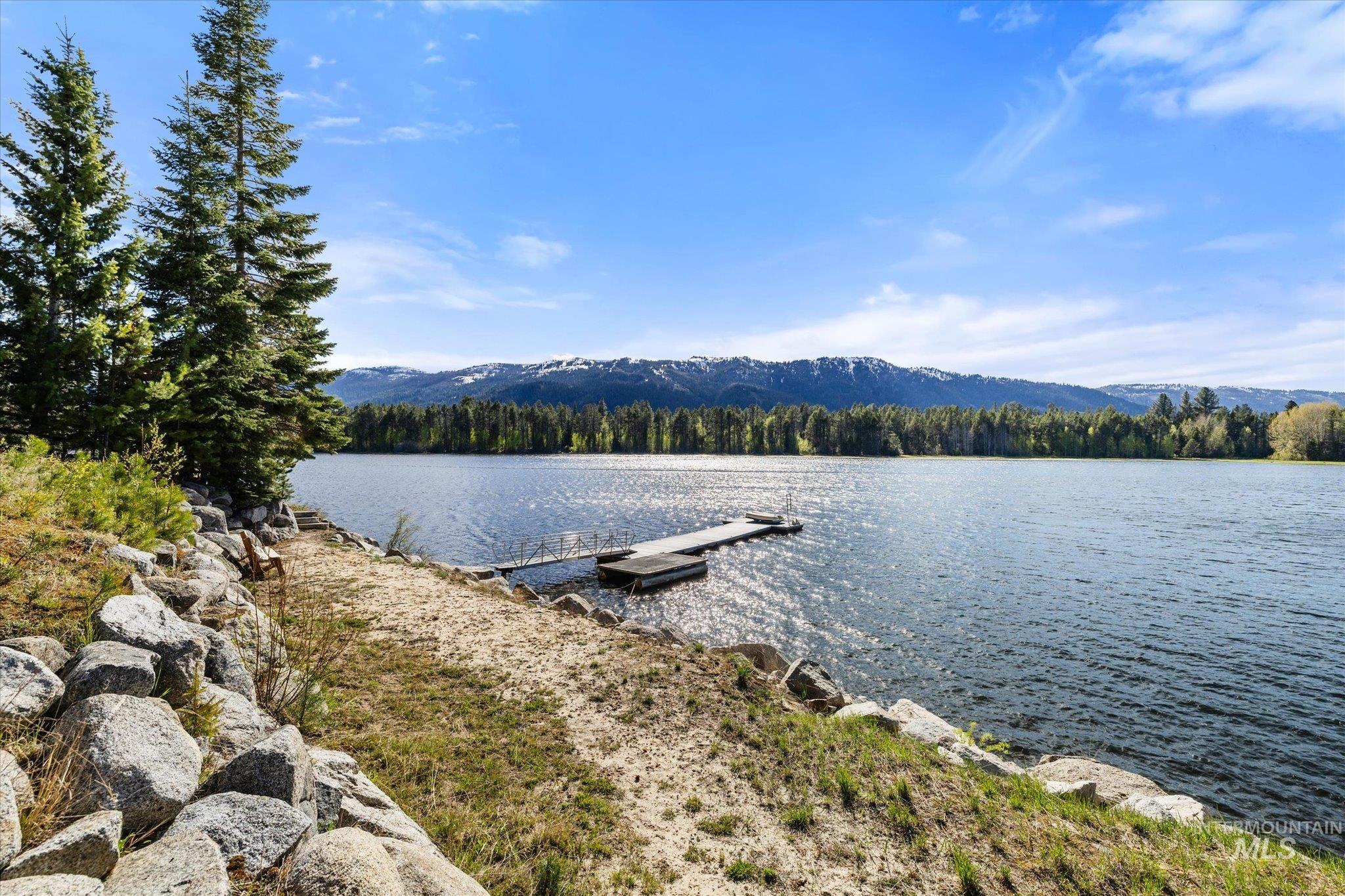 216 Hereford Pl, Donnelly, Idaho 83615, 4 Bedrooms, 2 Bathrooms, Residential For Sale, Price $1,750,000,MLS 98985454