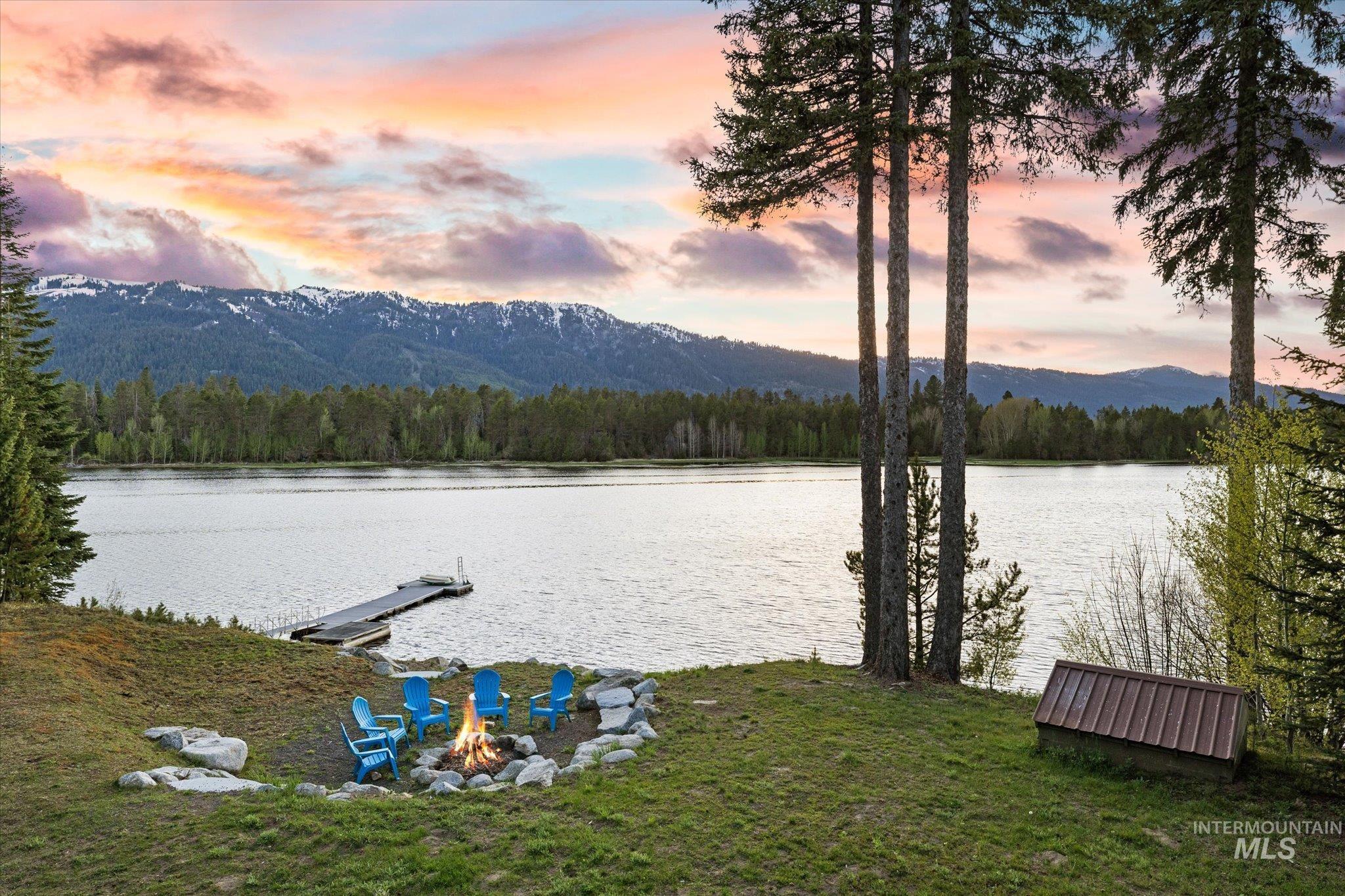 216 Hereford Pl, Donnelly, Idaho 83615, 4 Bedrooms, 2 Bathrooms, Residential For Sale, Price $1,750,000,MLS 98985454