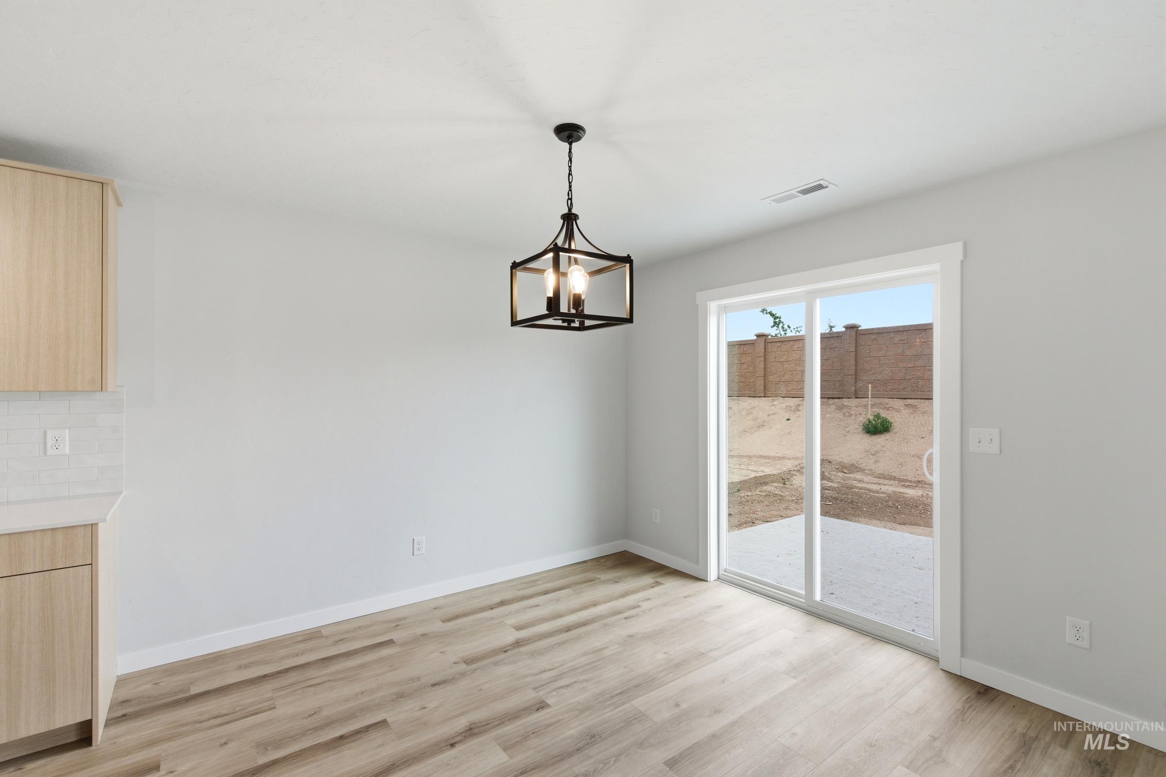 4396 N Alameda Creek Ave, Meridian, Idaho 83646, 4 Bedrooms, 2.5 Bathrooms, Residential For Sale, Price $495,990, 98985461