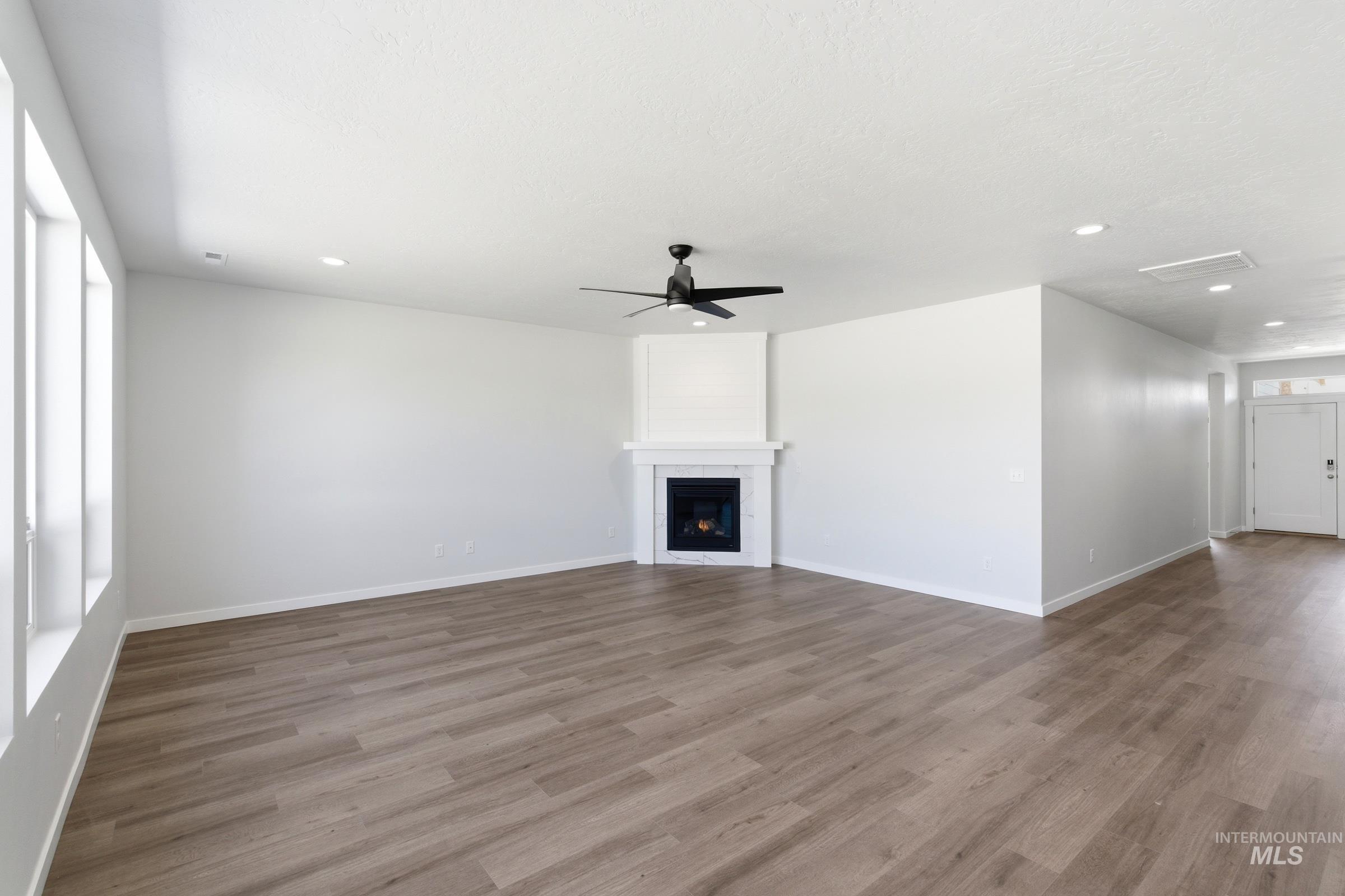 8296 E Presley Ct, Nampa, Idaho 83687, 4 Bedrooms, 3.5 Bathrooms, Residential For Sale, Price $599,990, 98985464