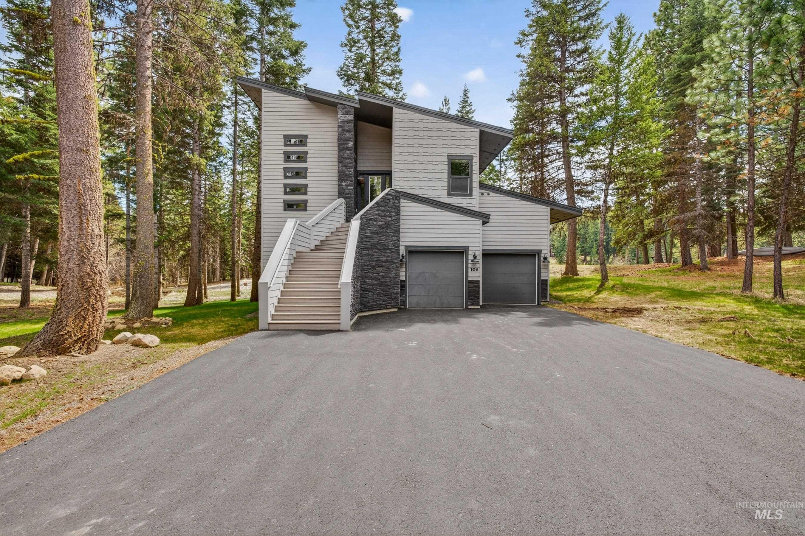 108 Eagle Shores, McCall, Idaho 83638, 3 Bedrooms, 3 Bathrooms, Residential For Sale, Price $1,349,000,MLS 98985468