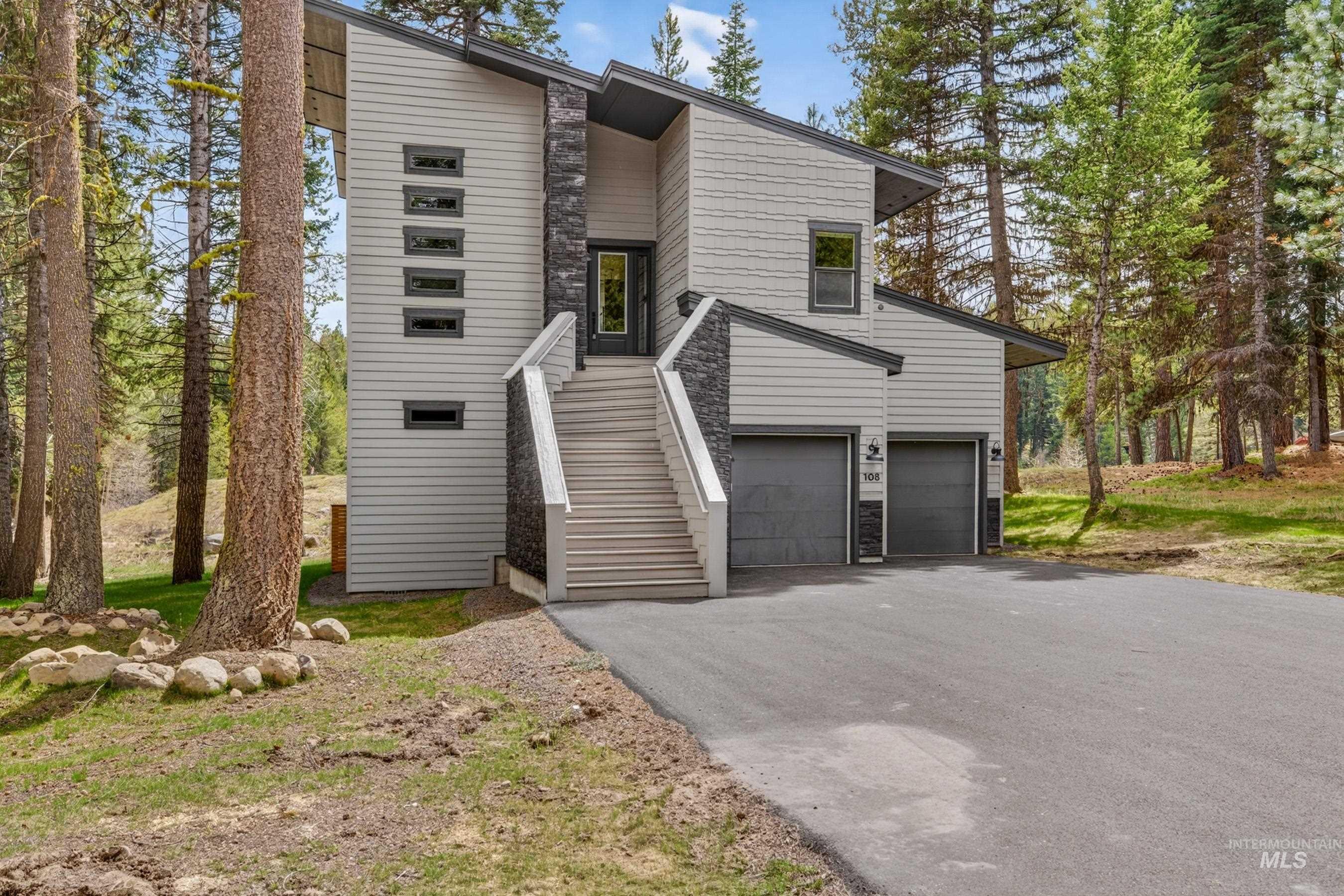 108 Eagle Shores, McCall, Idaho 83638, 3 Bedrooms, 3 Bathrooms, Residential For Sale, Price $1,349,000,MLS 98985468