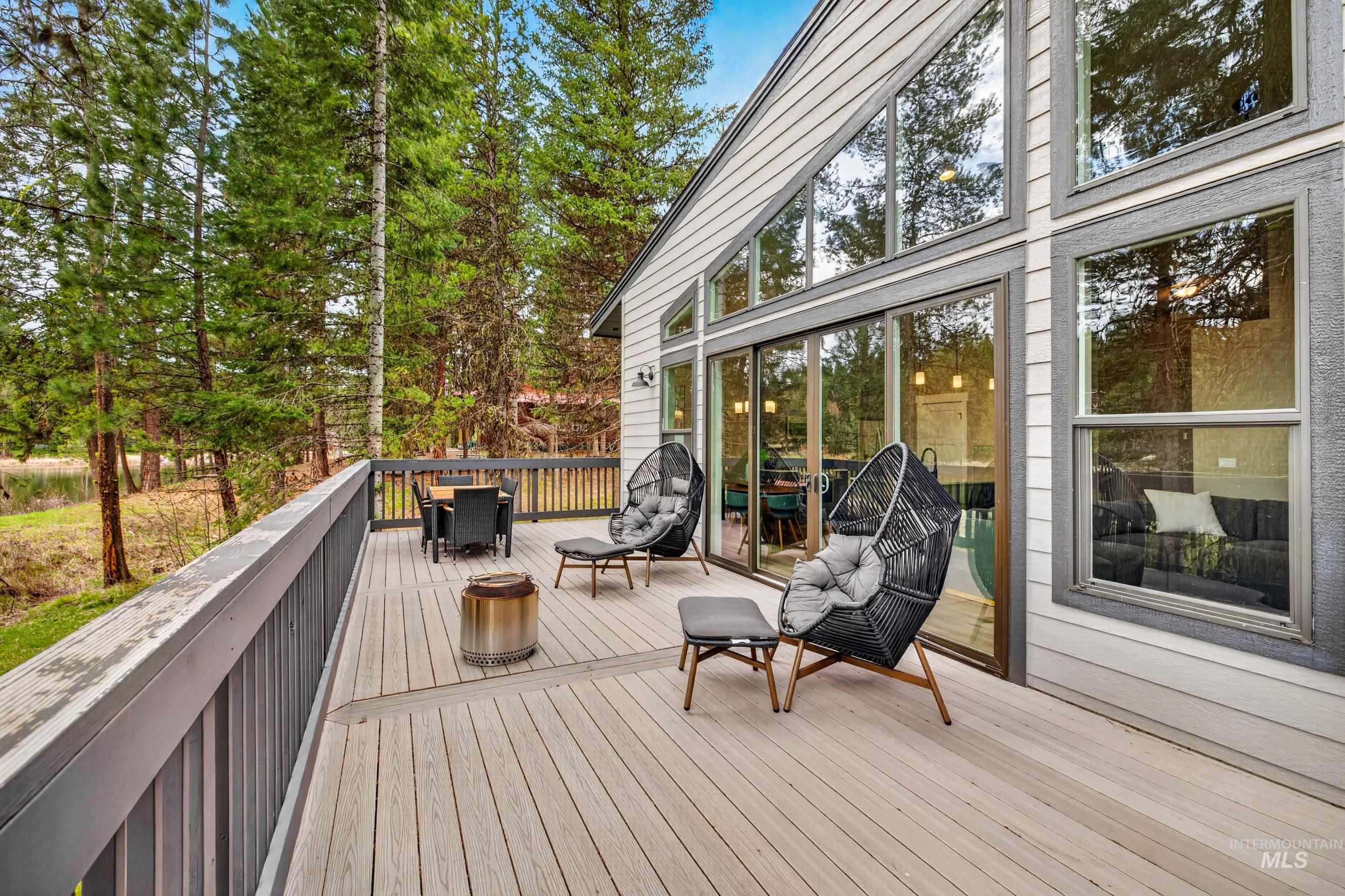 108 Eagle Shores, McCall, Idaho 83638, 3 Bedrooms, 3 Bathrooms, Residential For Sale, Price $1,349,000,MLS 98985468
