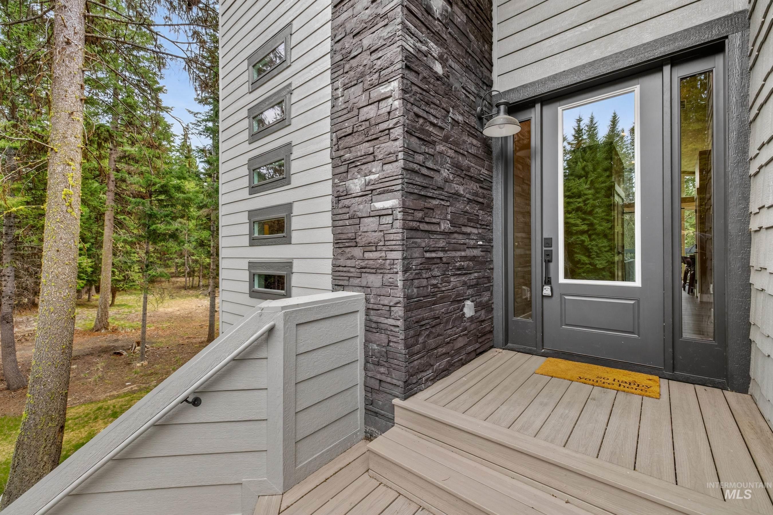 108 Eagle Shores, McCall, Idaho 83638, 3 Bedrooms, 3 Bathrooms, Residential For Sale, Price $1,349,000,MLS 98985468