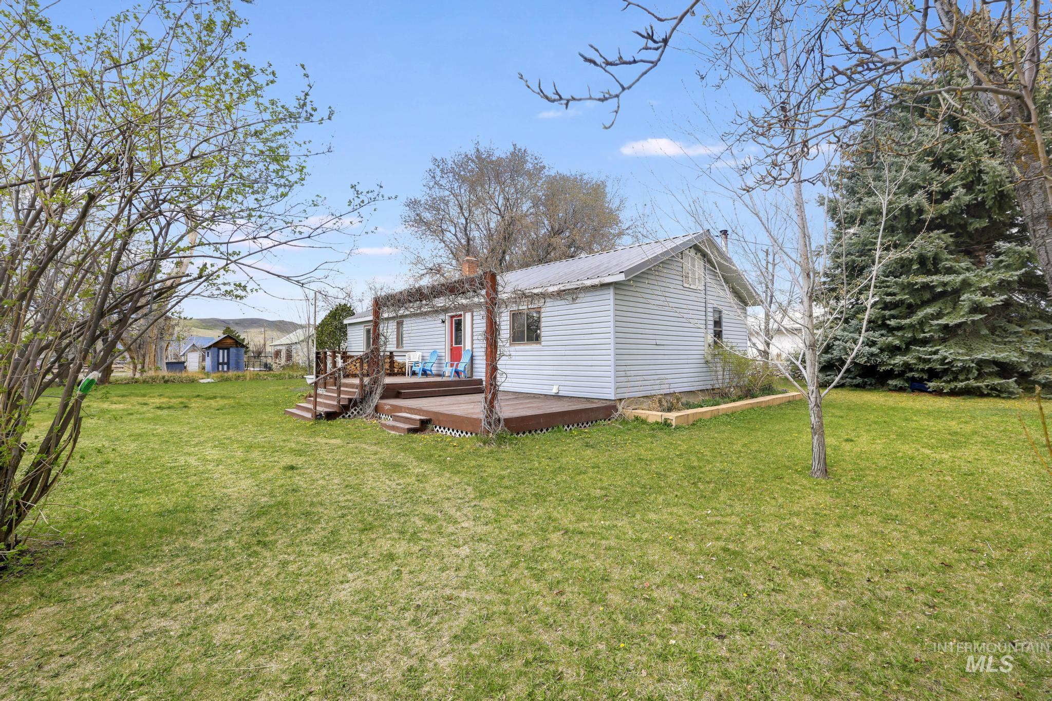 19591 Queens Crown Rd, Carey, Idaho 83320, 4 Bedrooms, 2 Bathrooms, Residential For Sale, Price $425,000,MLS 98985471