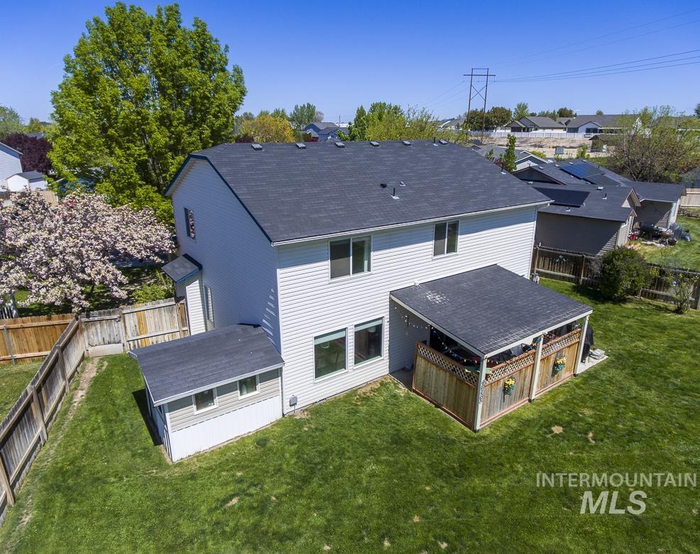 633 W Mulberry Loop, Nampa, Idaho 83686, 4 Bedrooms, 2.5 Bathrooms, Residential For Sale, Price $449,900,MLS 98985472