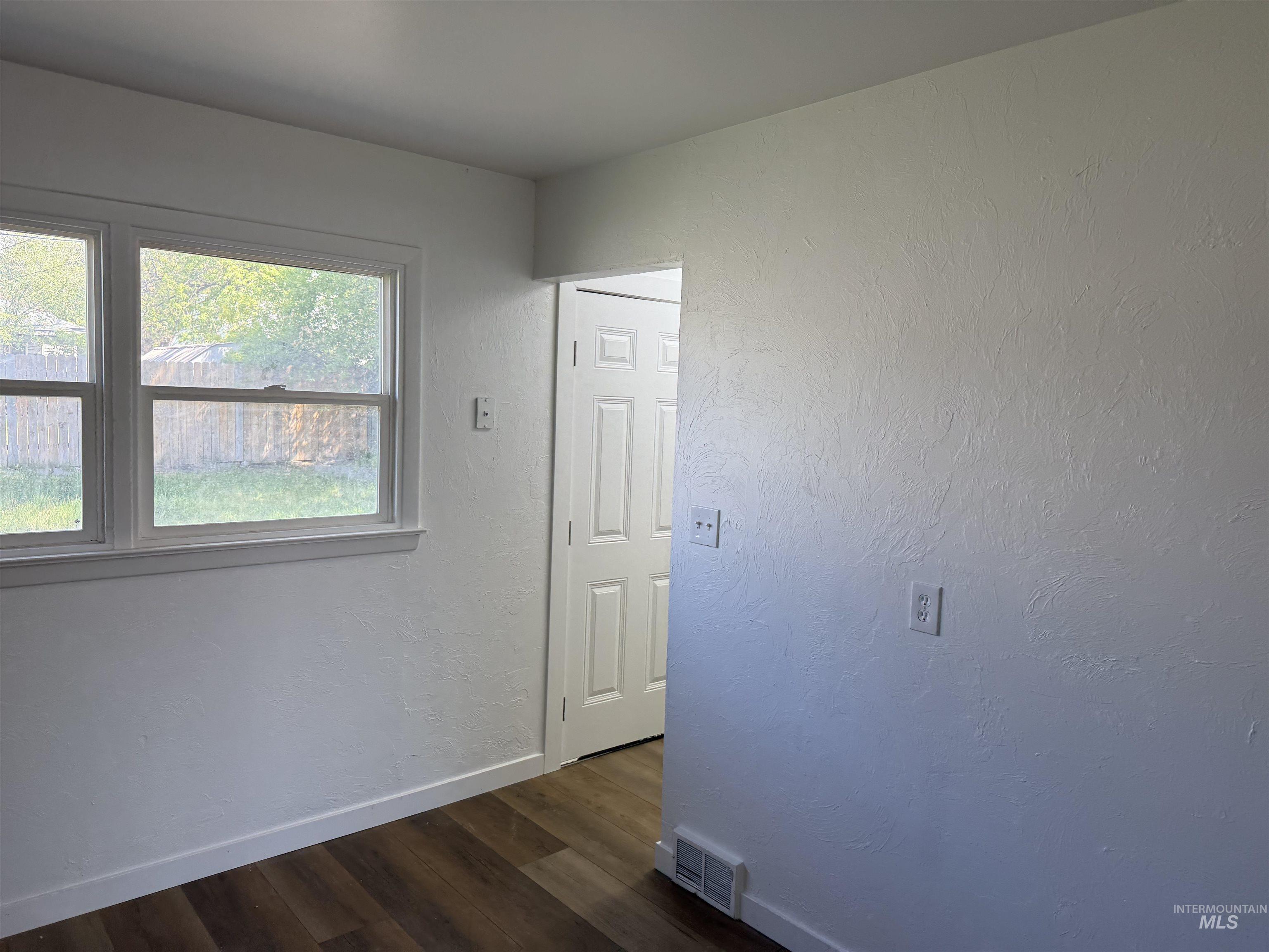 916 Howard, Pocatello, Idaho 83201, 2 Bedrooms, 1 Bathroom, Residential For Sale, Price $234,900,MLS 98985474