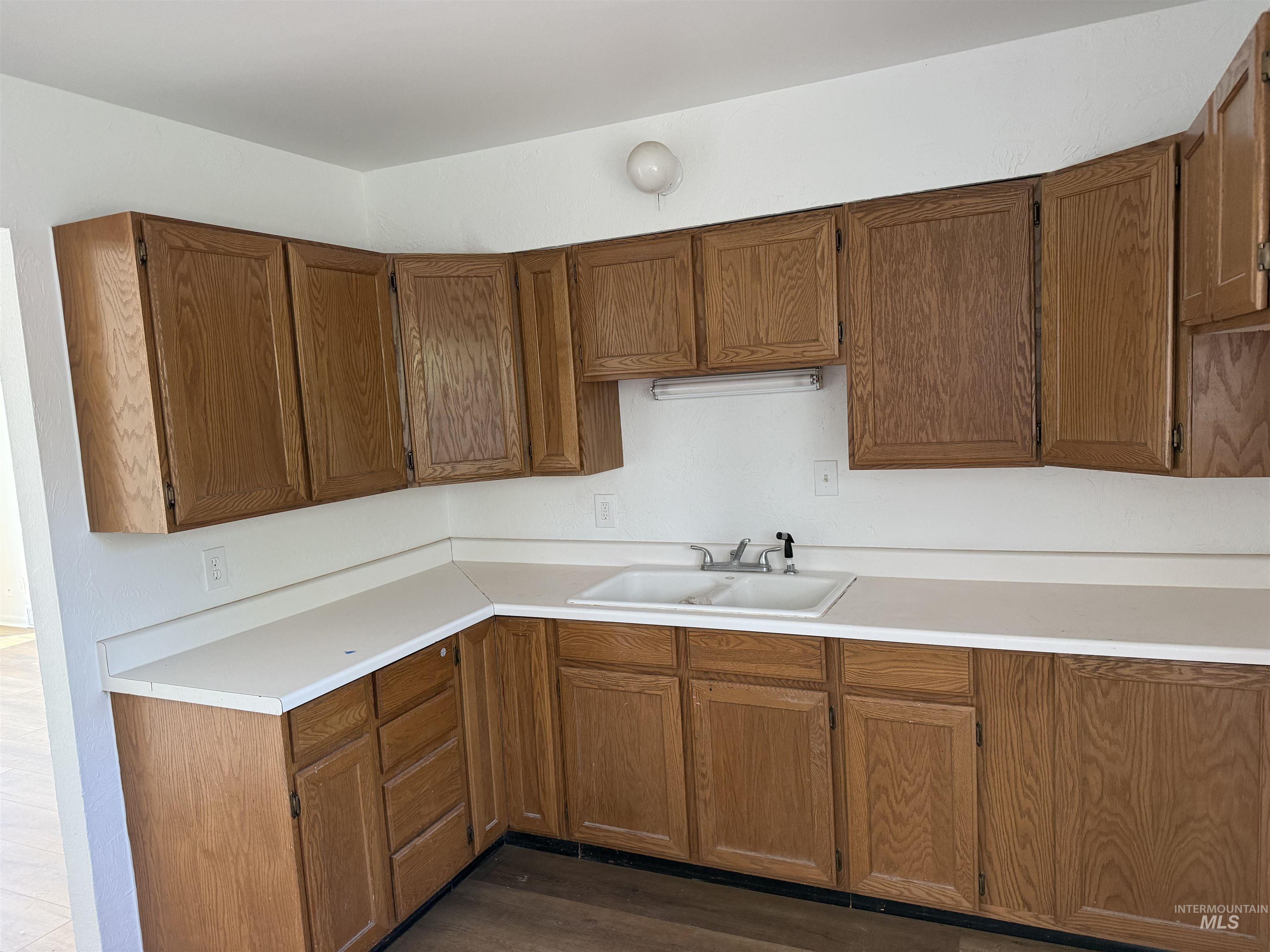 916 Howard, Pocatello, Idaho 83201, 2 Bedrooms, 1 Bathroom, Residential For Sale, Price $234,900,MLS 98985474