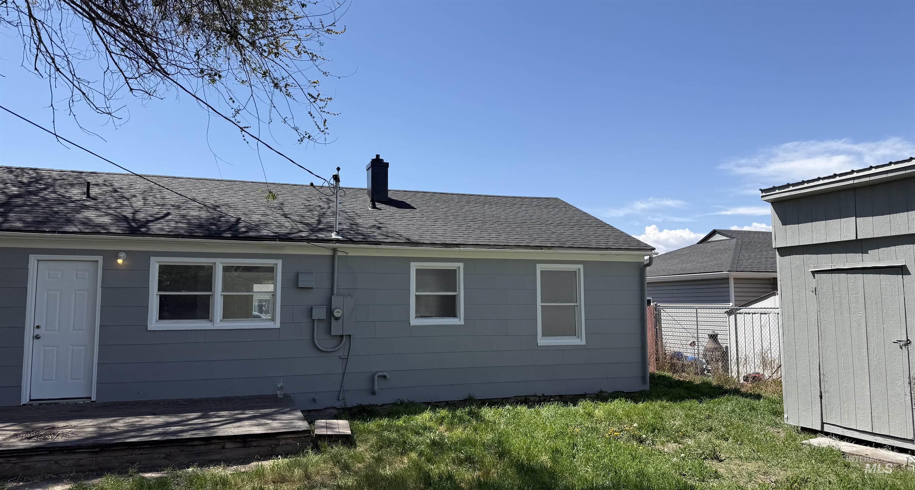 916 Howard, Pocatello, Idaho 83201, 2 Bedrooms, 1 Bathroom, Residential For Sale, Price $234,900,MLS 98985474