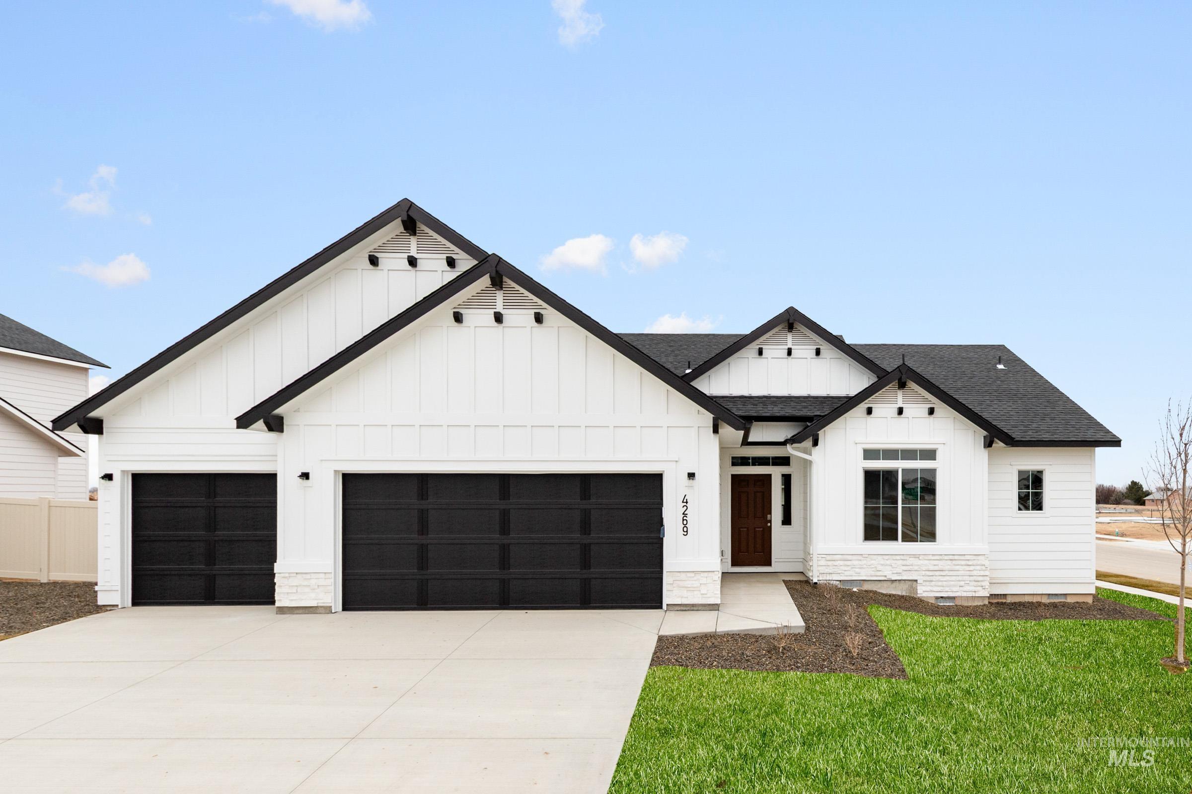 7055 E Marble Springs Dr, Nampa, Idaho 83687, 3 Bedrooms, 2 Bathrooms, Residential For Sale, Price $494,990,MLS 98985475